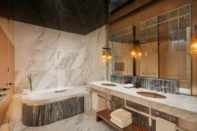 1 King Club Regent Pearl View