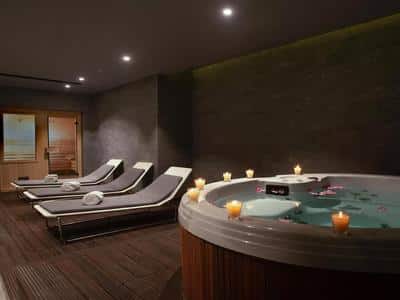 Semiramis Spa