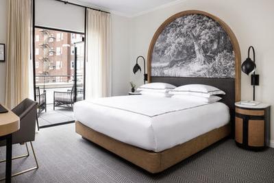 Guest room