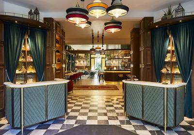 Savor Restaurant
