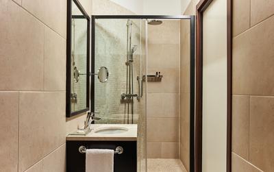 1 King 1 Bedroom Suite With Balcony