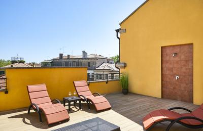 1 King 1 Bedroom Suite With Balcony