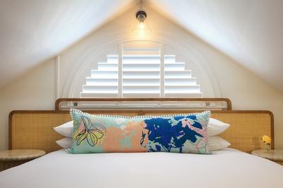 1 King And 1 Queen Loft Suite
