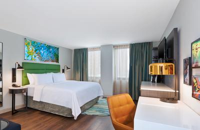 Guest room