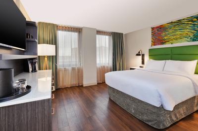 Guest room