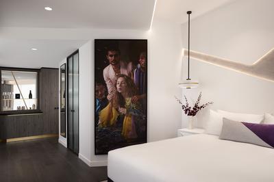 Guest room
