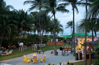 Outdoor Lounge