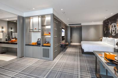 Suite