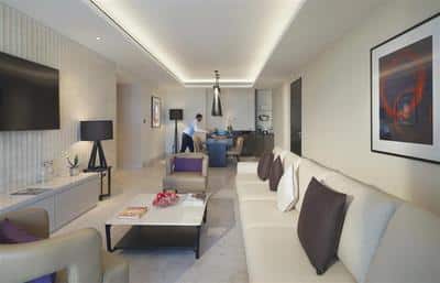 Grand Deluxe Suite