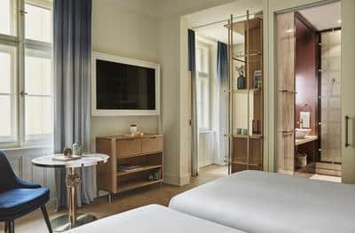 2 Twin Bed Deluxe