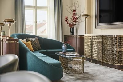 Wintergarden Deluxe Suite