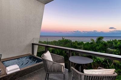 Partial Ocean View Guestroom With 2 Queen Beds