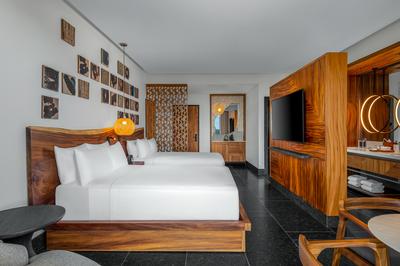 Partial Ocean View Guestroom With 2 Queen Beds