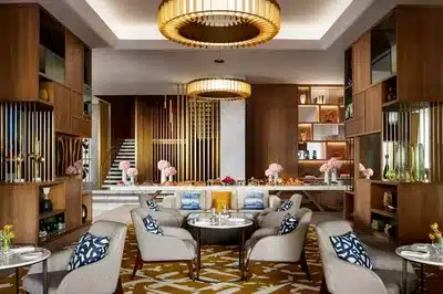 Royal Club Lounge