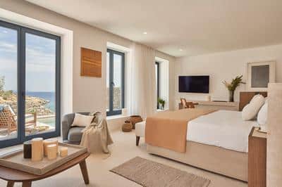 Premium Pool Suite Sea View