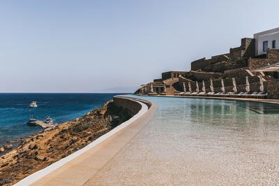 Infinity Swimming Pool