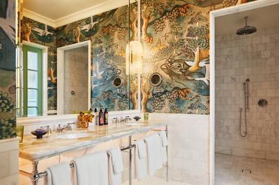 Fifth Avenue Suite