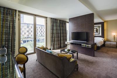 Suite