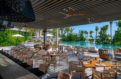 Pool Bar