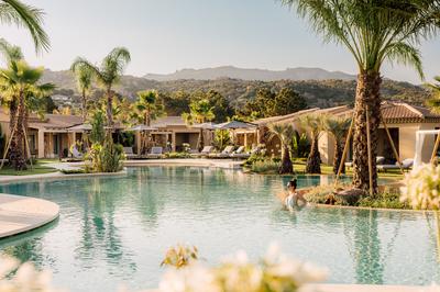 Laguna Pool