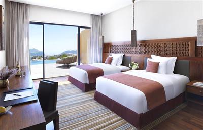 Royal Mountain Villa bedroom with twin beds