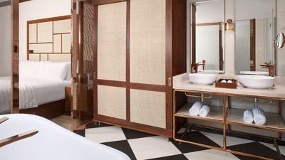 Deluxe Ocean View King