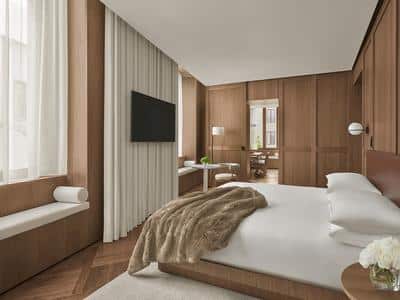 Signature Suite