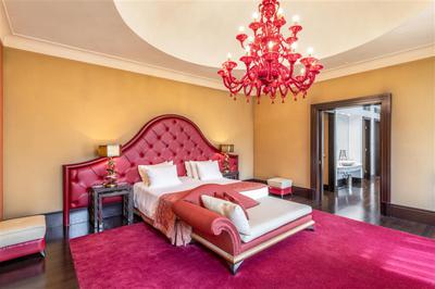 nypalace presidential suite