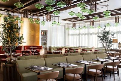 Mara Restaurant & Bar