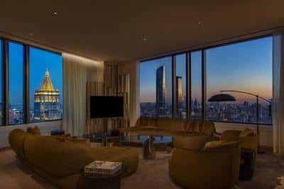 The Ritz-Carlton Suite