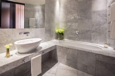 Junior Corner Suite