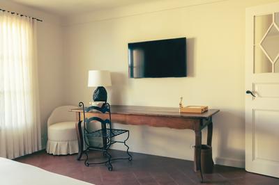 Guest room amenity