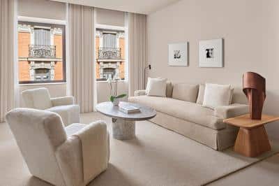 1 Bedroom Corner Suite