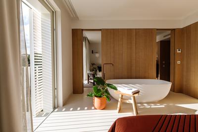 Plaza Suite