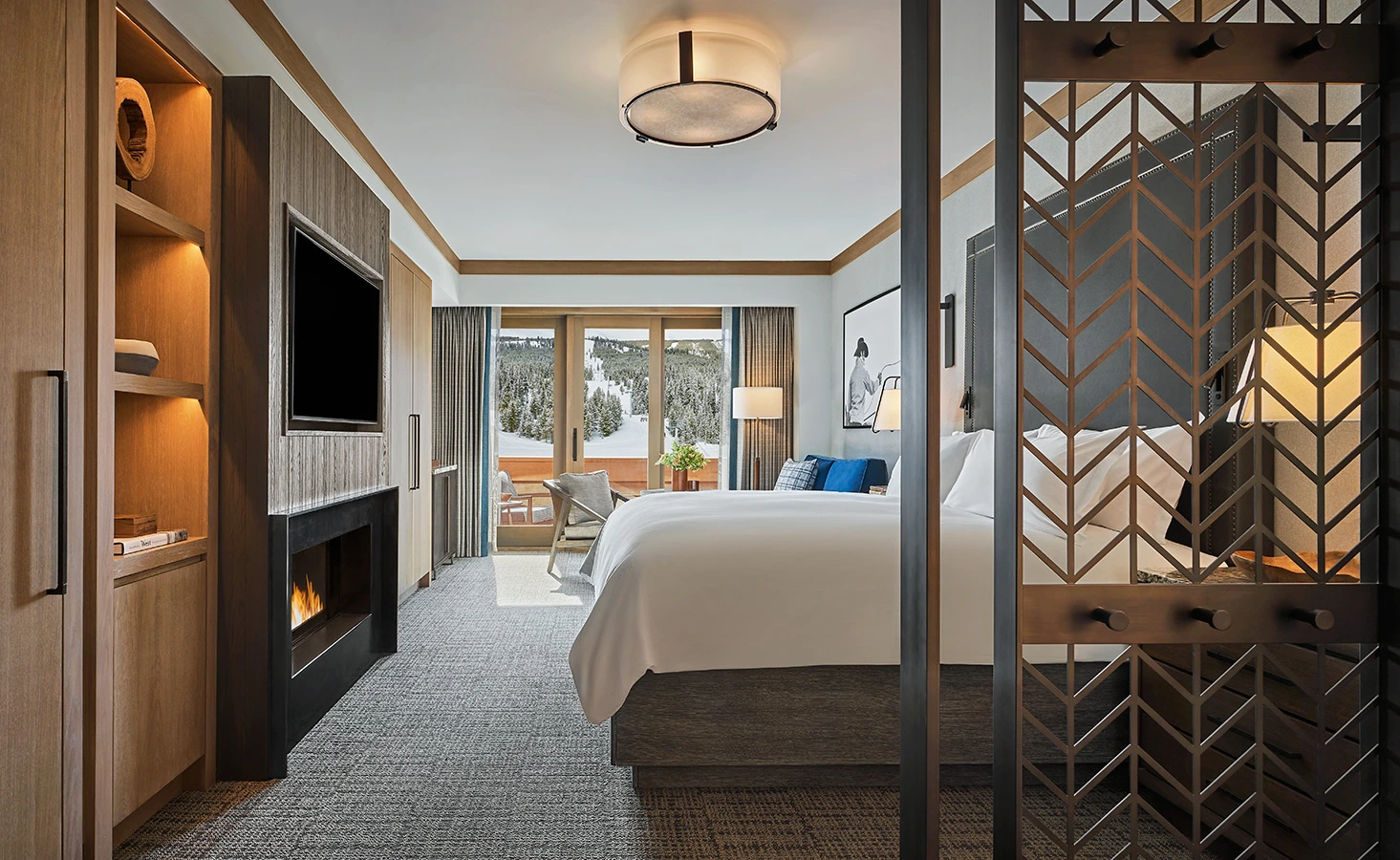 MBS-Architecture-Guestroom-King-Resort-View-West-Fire-On-2.jpg