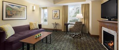Gatehouse Mountain View Suite