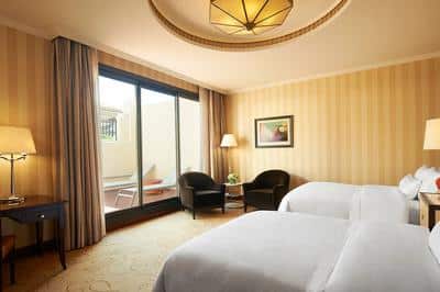 Larger Guest Room, 1 King