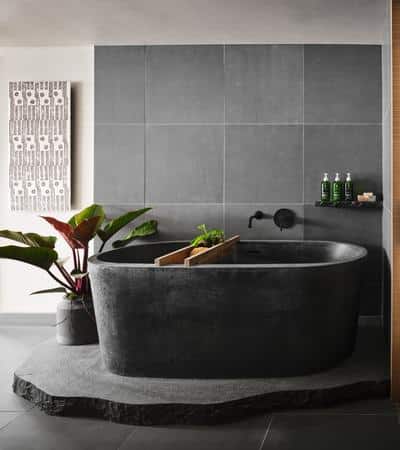 Suite Bathroom