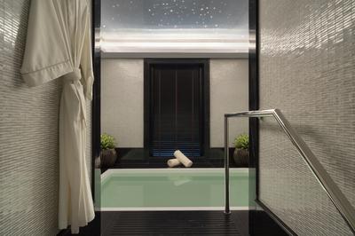 Spa - Floating Pool