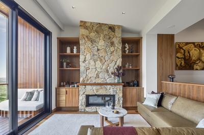 Lodge Suites