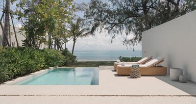 1 King 1 Bedroom Oceanfront Pool Villa