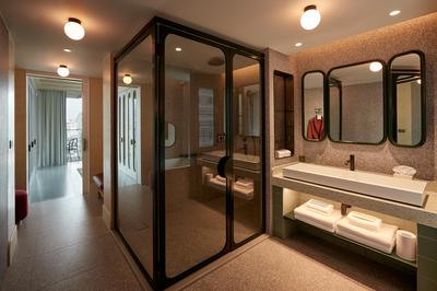 Balcony Suite