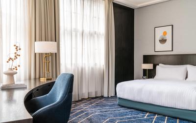 1 Bedroom Corner Suite