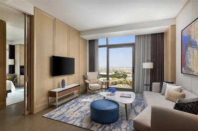 Horizon Suite City View Living Room