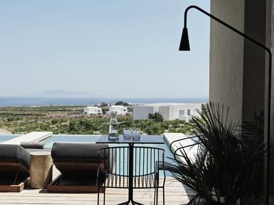 1 King Bed Seaview with Private Pool