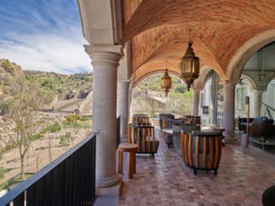 Cigar Bar