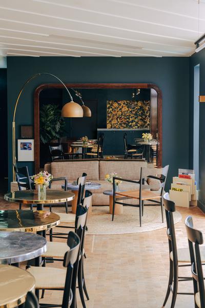 Breakfast Room