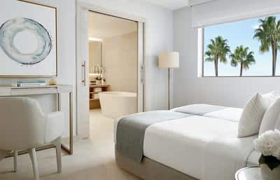 Deluxe Two Bedroom Suite Sea View - Children’s Room