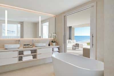 Deluxe Two Bedroom Suite Sea View