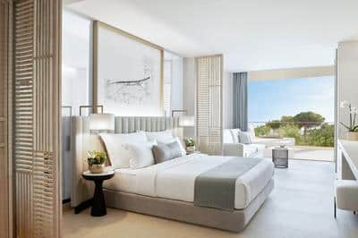One Bedroom Suite Side Sea View